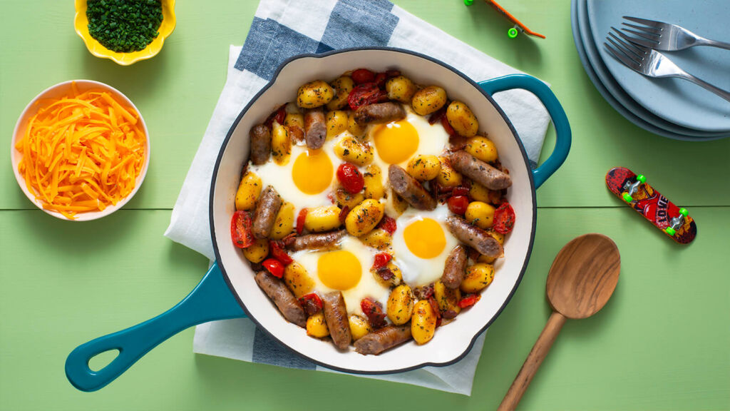 loaded_bacon_and_egg_breakfast_skillet_gnocchi