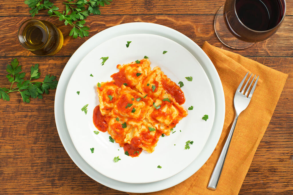 beef-ravioli-with-marinara-sauce