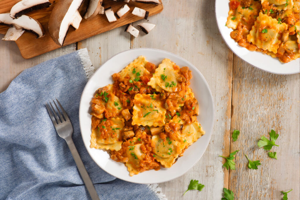 beef-ravioli-with-portabello-vodka-sauce-ready-to-eat-on-a-plate