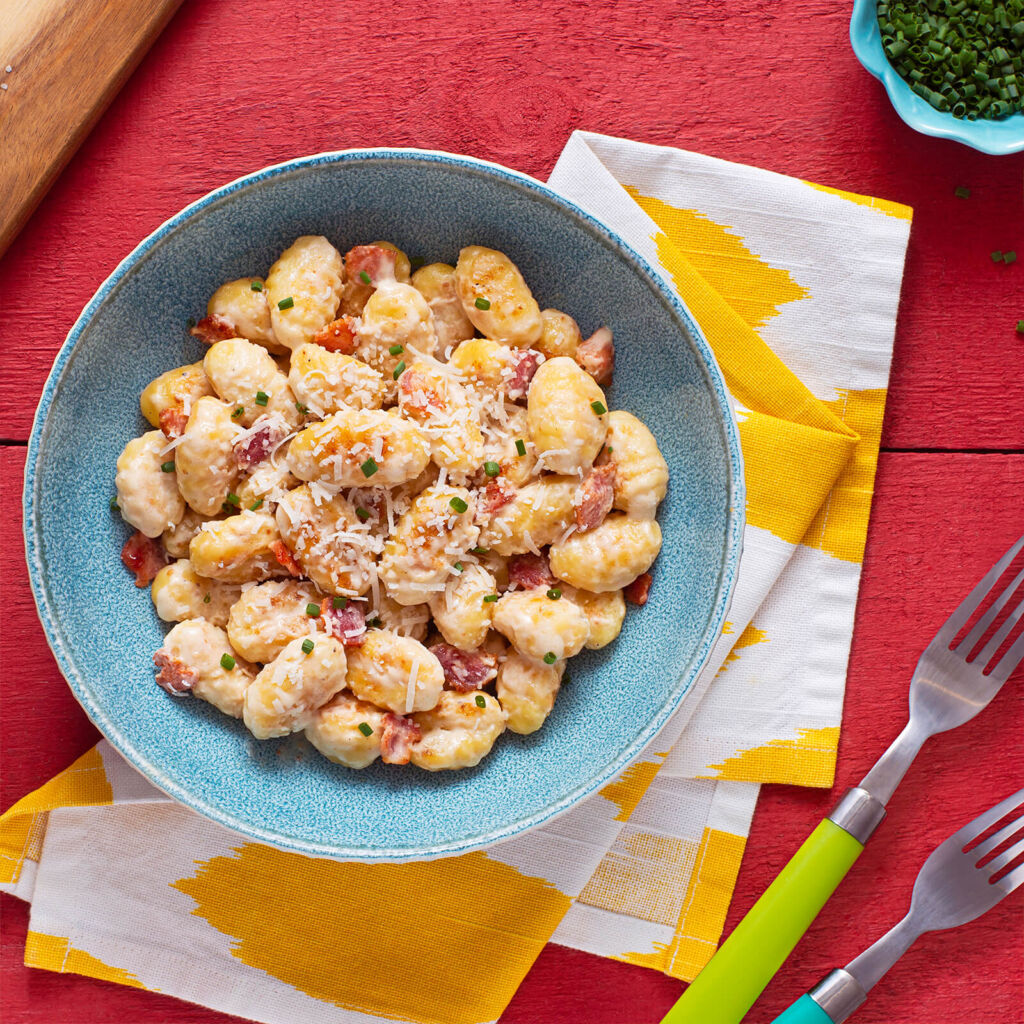 Skillet-gnocchi-carbonara-with-parmesan-cheese-and-bacon