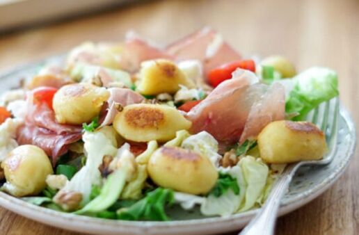 Gnocchis-extra-fromage-salade